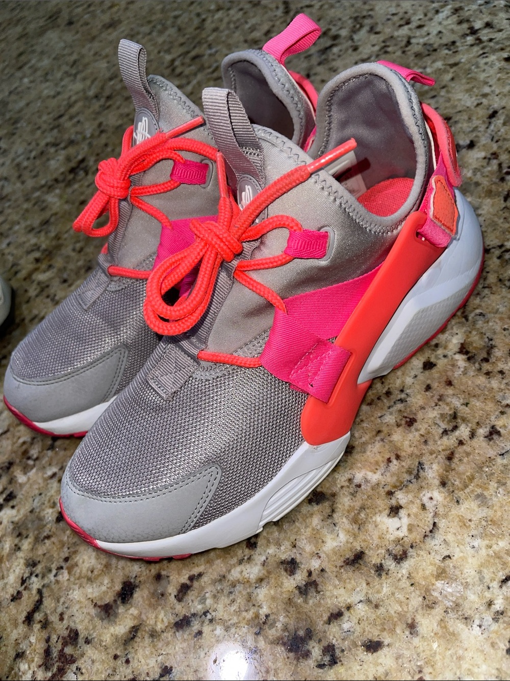 Nike Air Huarache City Low - Picture 3 of 11